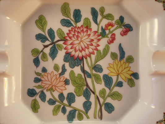 Porcelaine de Paris, posacenere in porcellana decorato a mano, 17,5 cm