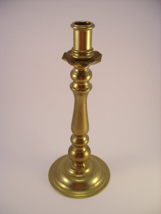 Portacandela Antico in Ottone Danese Fatto a Mano, altezza 30 cm