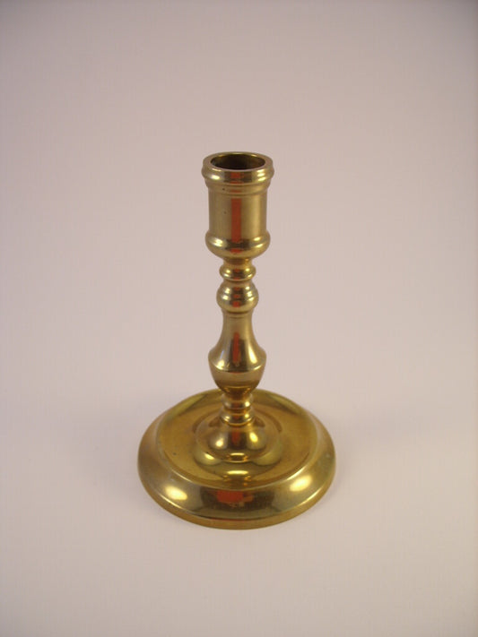 Portacandela Antico in Ottone Danese Fatto a Mano, altezza 15 cm