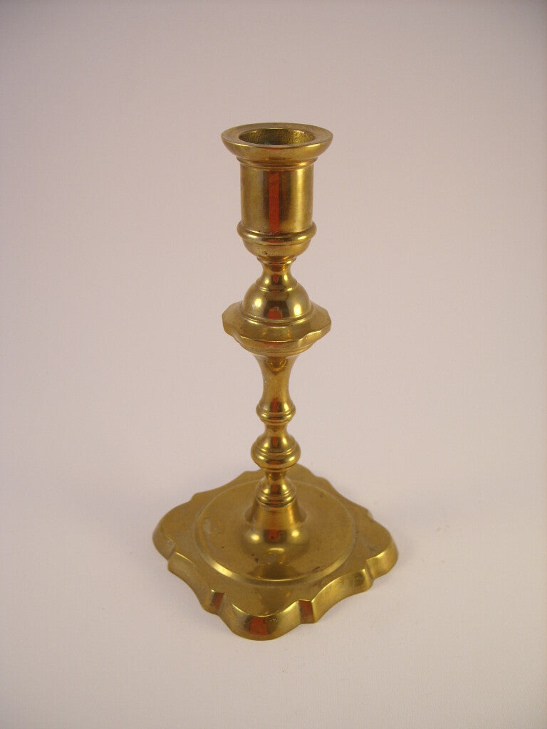 Portacandela Antico in Ottone Danese Fatto a Mano, altezza 17 cm