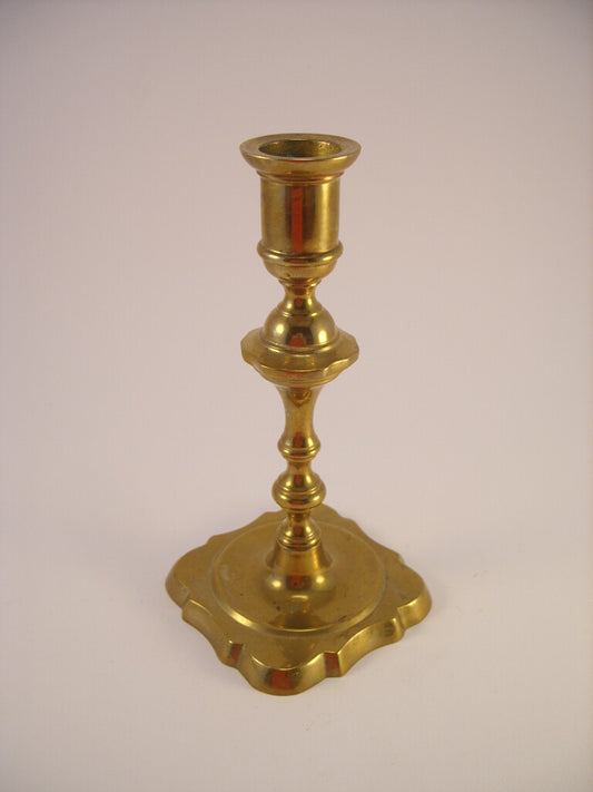 Portacandela Antico in Ottone Danese Fatto a Mano, altezza 17 cm