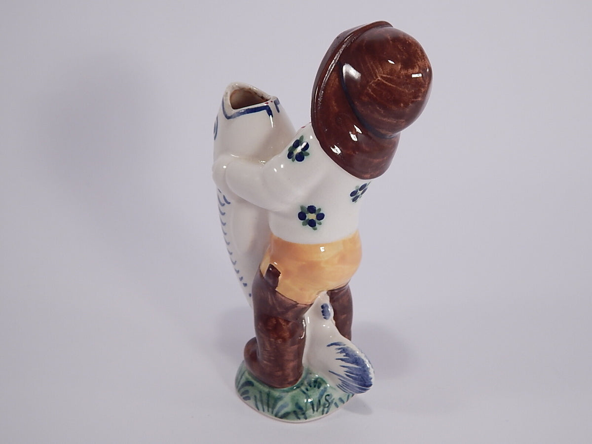 Royal Copenhagen / Aluminia Faïence "Bambino di Skovshoved" Cod 2439 decorazione porcellana da collezione, 14 cm