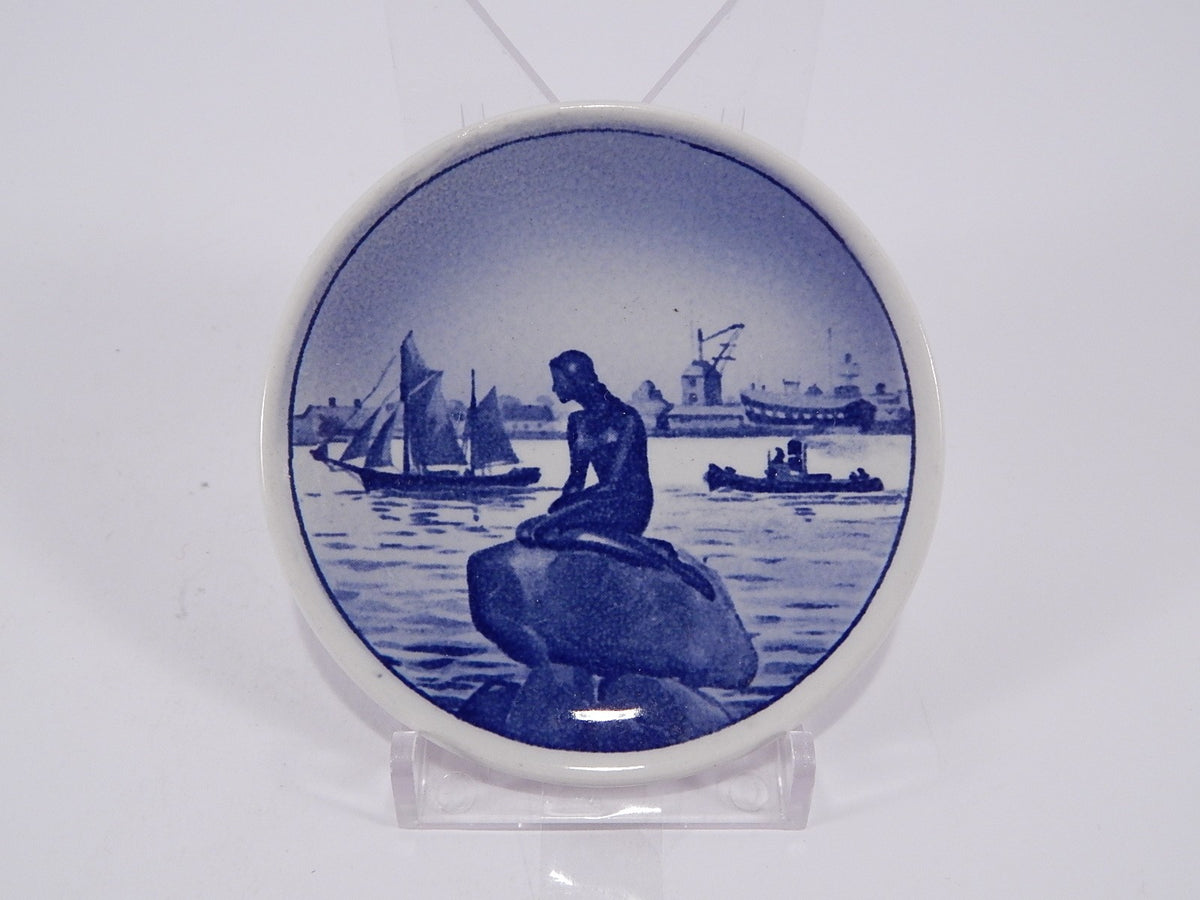 Royal Copenhagen Aluminia Plaquette N.2 Langelinie porcellana dipinta a mano, 8cm