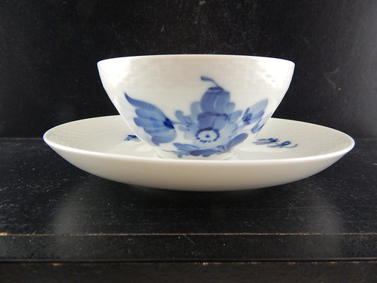 Ciotola con piattino Royal Copenhagen Blue Flower in porcellana danese