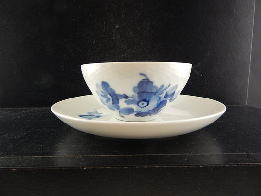 Ciotola con piattino Royal Copenhagen Blue Flower in porcellana danese