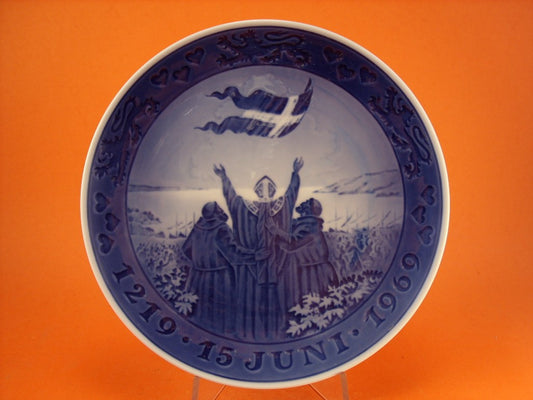Royal Copenhagen Piatto Commemorativo Dannebrog 750 Anni, porcellana danese 1969