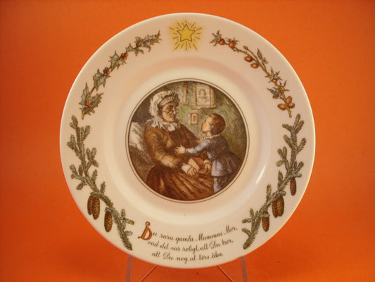 Royal Copenhagen Piatto di Natale Peters Jul N.5 Peter e la Nonna, porcellana