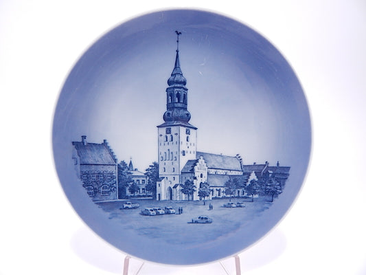 Piatto da parete Royal Copenhagen con veduta della cattedrale di Alborg, porcellana danese blu sottosmalto
