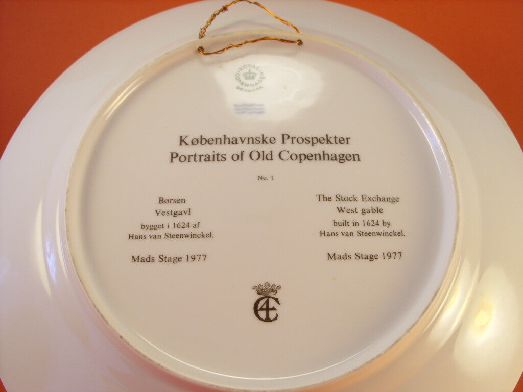 Piatto da parete danese 21 cm di Mads Stage con la Borsa, marchio Corona sopra le tre Linee Ondulate