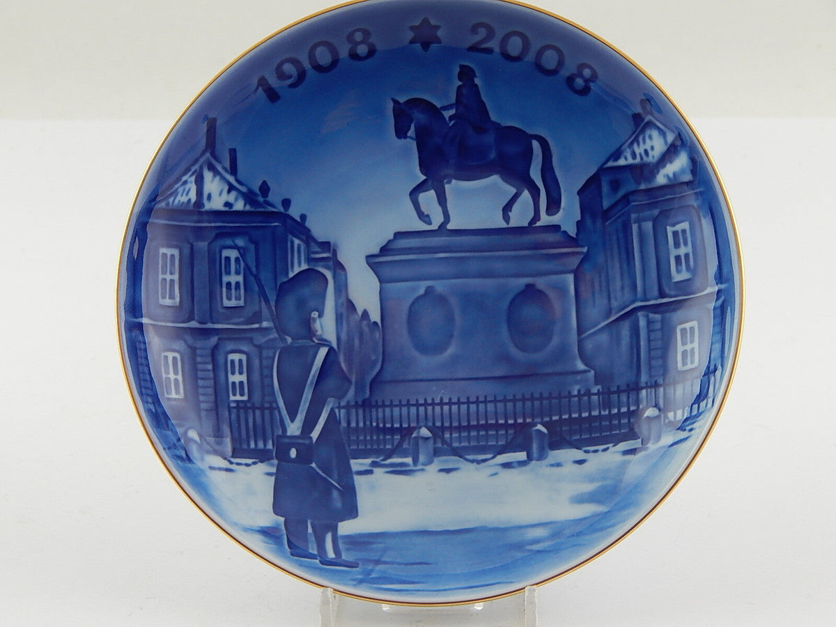 Piatto del Centenario Royal Copenhagen, motivo Amalienborg Castle