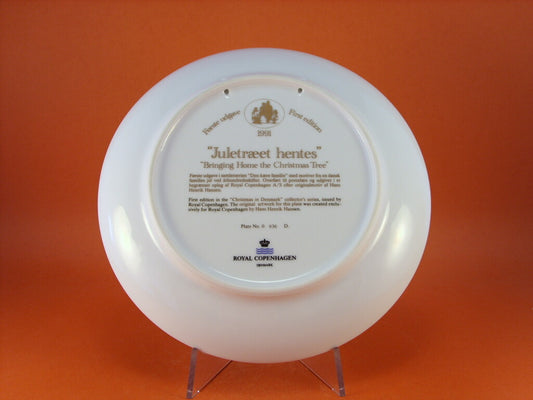 Piatto natalizio Royal Copenhagen 1991 porcellana danese decorata a mano con oro zecchino di Hans Henrik Hansen