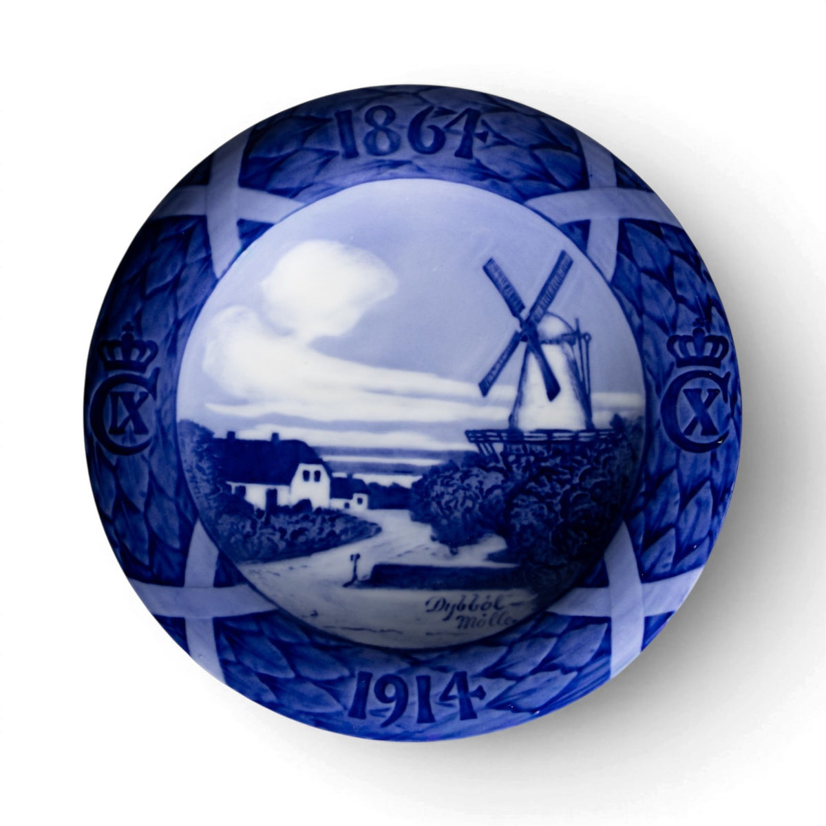 Piatto commemorativo Royal Copenhagen 1914 con il mulino di Dybbol, porcellana sottosmalto blu di Arnold Krog