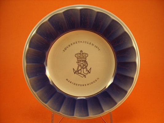 Royal Copenhagen Piatto di Natale Søværnet Fajance, ceramica danese 1974