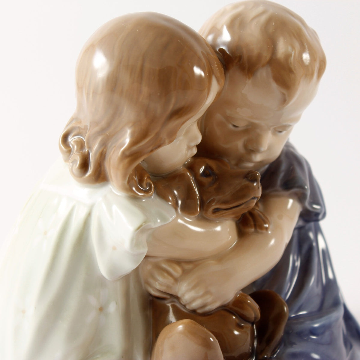 Statuina in "Bambini con Cucciolo" Cod 707 porcellana pezzo raro da collezione, 15 cm