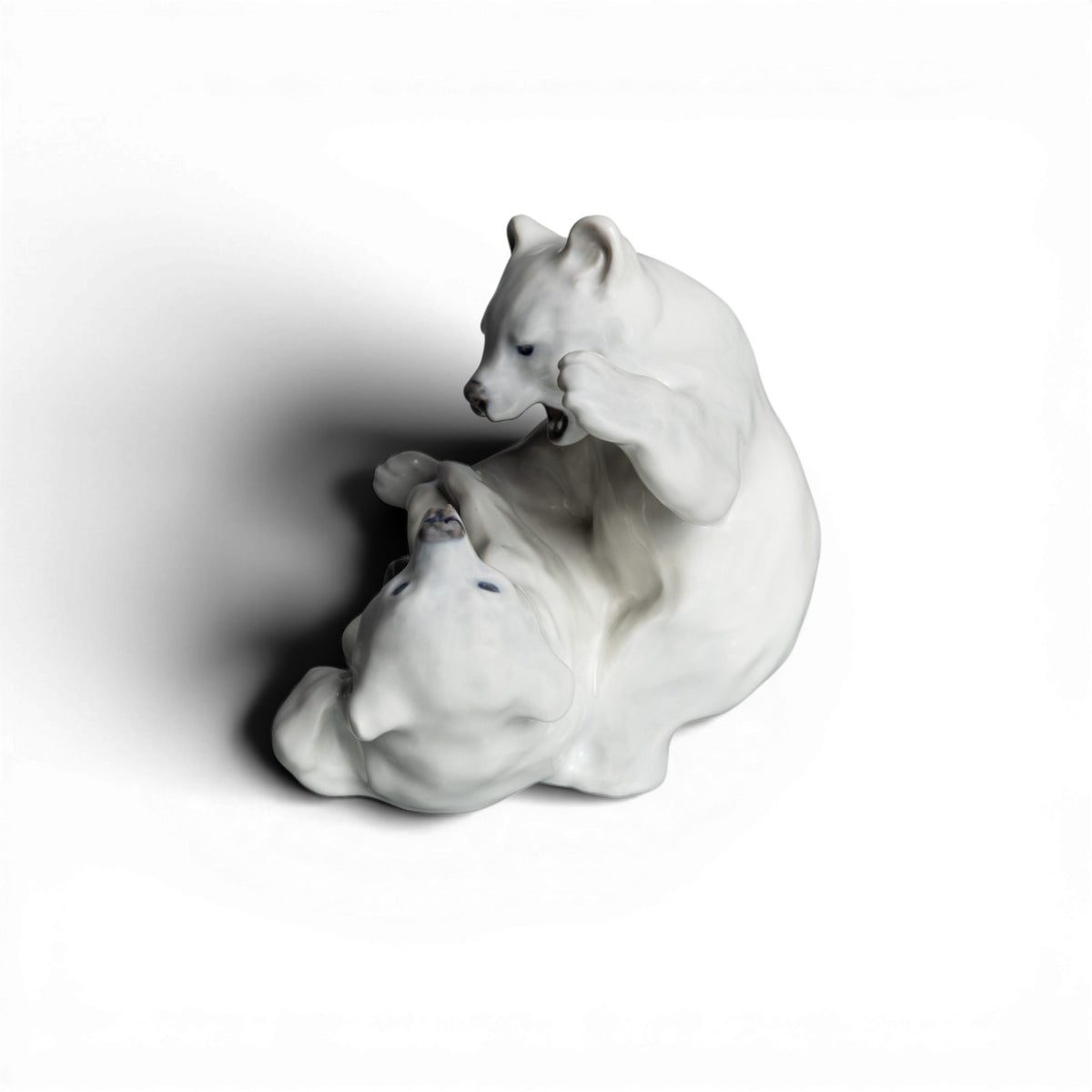 Royal Copenhagen Statuina in "Cuccioli Orso Polare" Cod 1107 decorazione porcellana da collezione, 14 cm