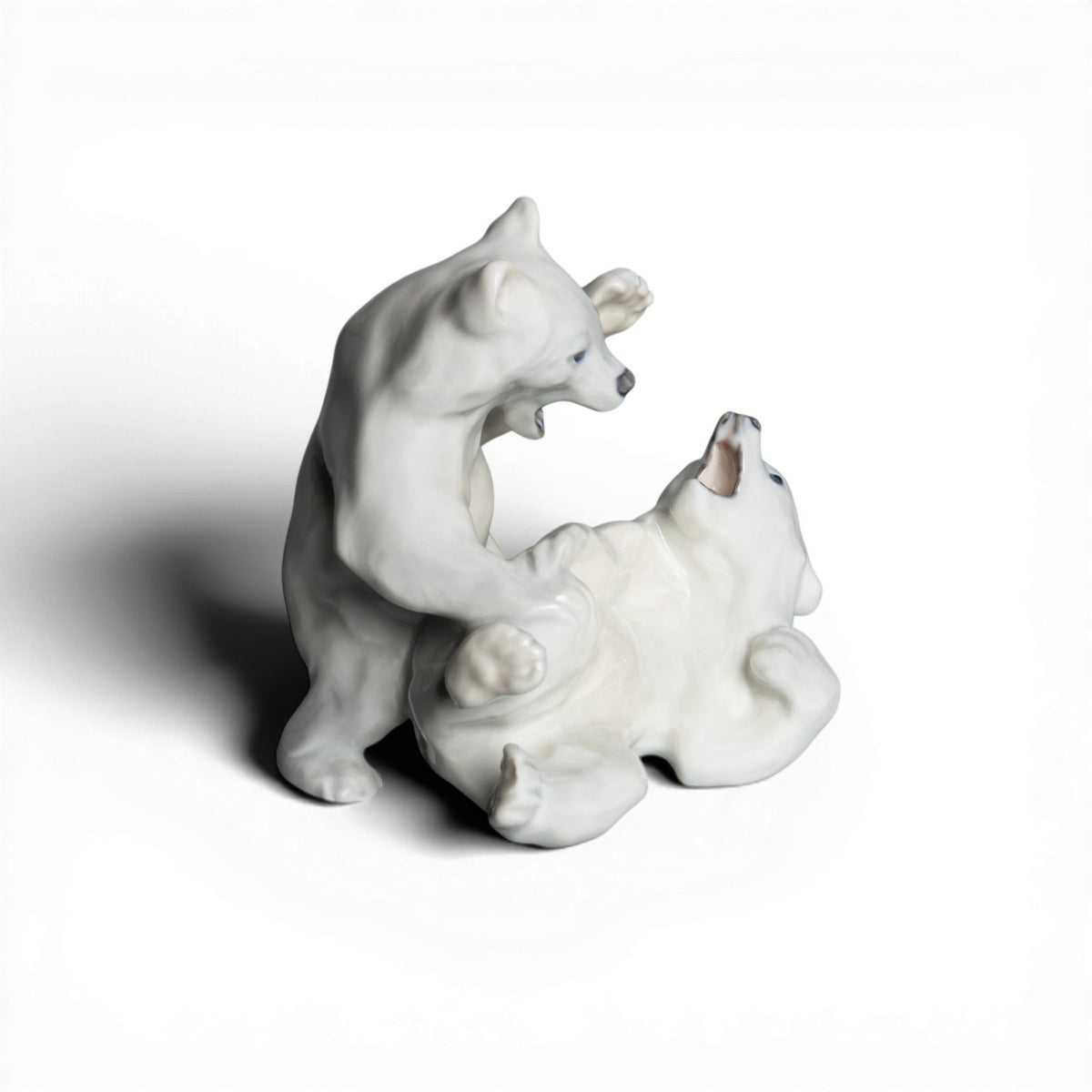 Royal Copenhagen porcellana Statuina in "Cuccioli Orso Polare" Cod 1107 d'antiquariato, 14 cm
