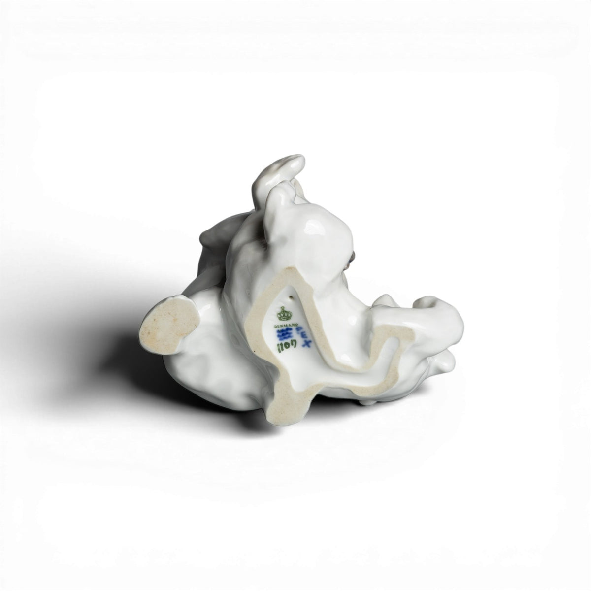 Statuina in "Cuccioli Orso Polare" Cod 1107 porcellana pezzo raro da collezione, 14 cm