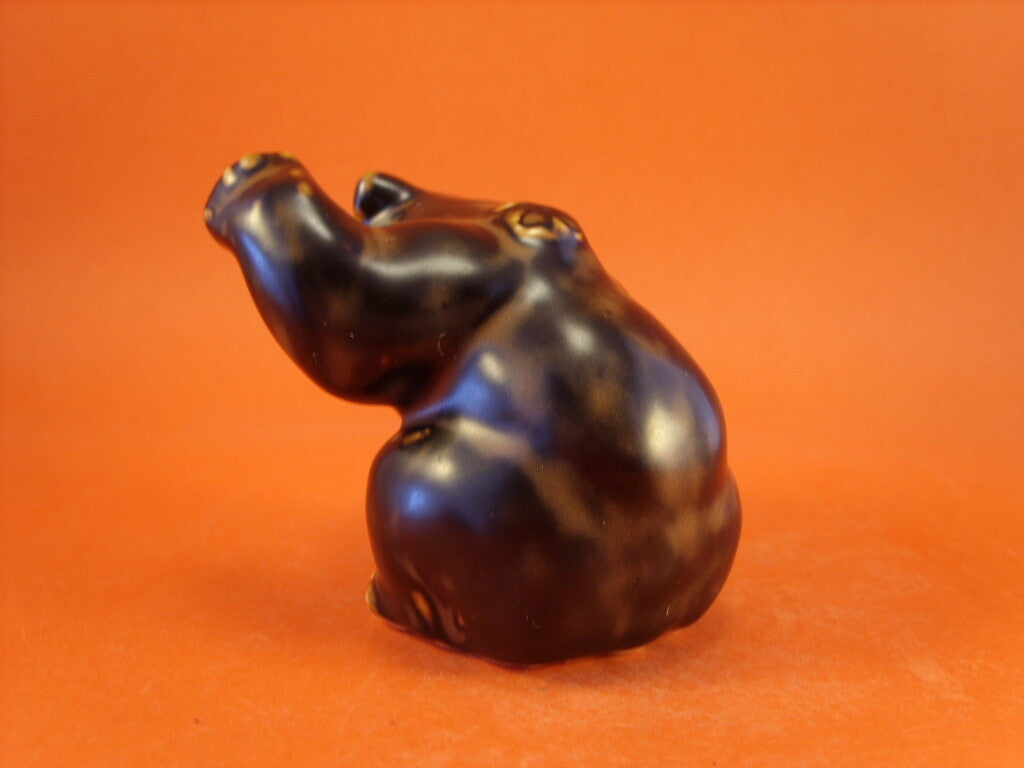 Royal Copenhagen Statuina in Gres "Cucciolo Orso Bruno" Cod 21433 decorazione porcellana da collezione, 8 cm