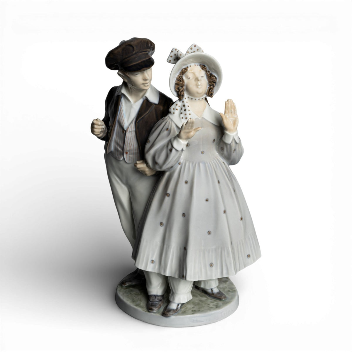 Royal Copenhagen Statuina in "Hans e Trine" Cod 1783 porcellana dipinta a mano, 22 cm