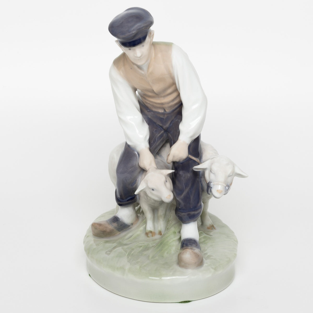 Statuina in "Pastore con Pecore" Cod 627 Royal Copenhagen porcellana autentica, 20 cm