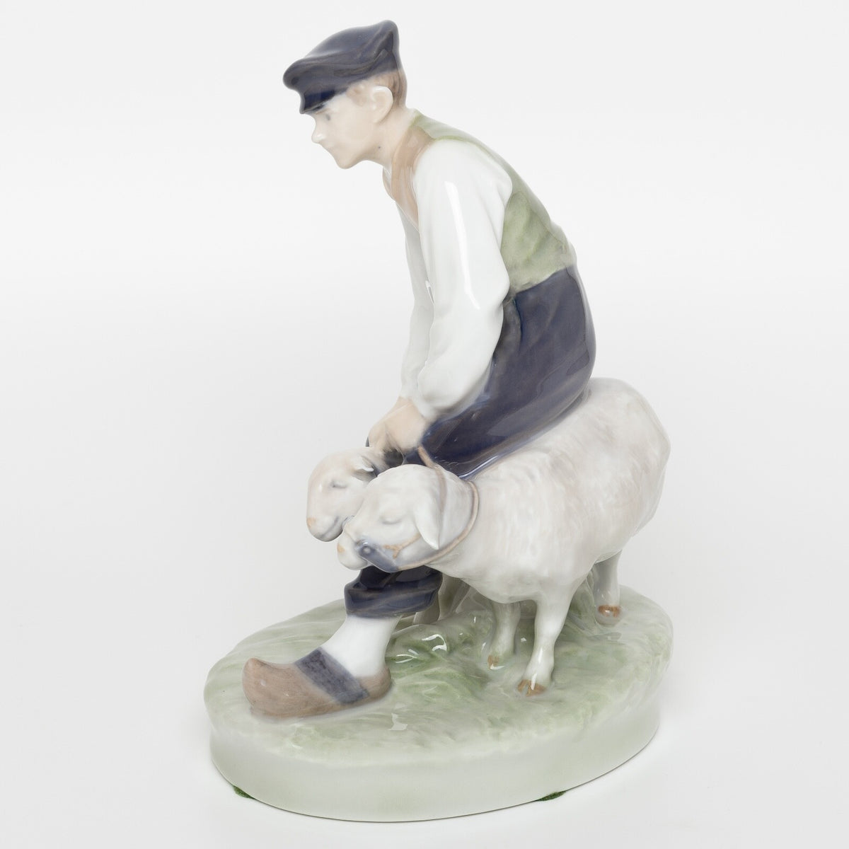 Royal Copenhagen Statuina in "Pastore con Pecore" Cod 627 decorazione porcellana da collezione, 20 cm