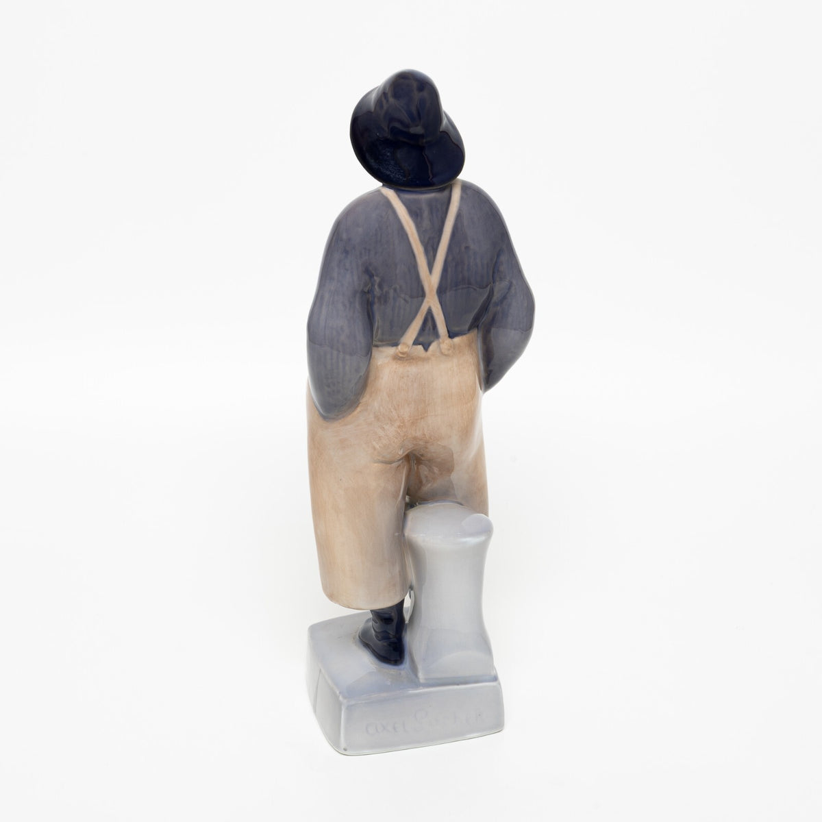 Statuina in "Pescatore" Cod 3668 porcellana pezzo da collezione, 27 cm