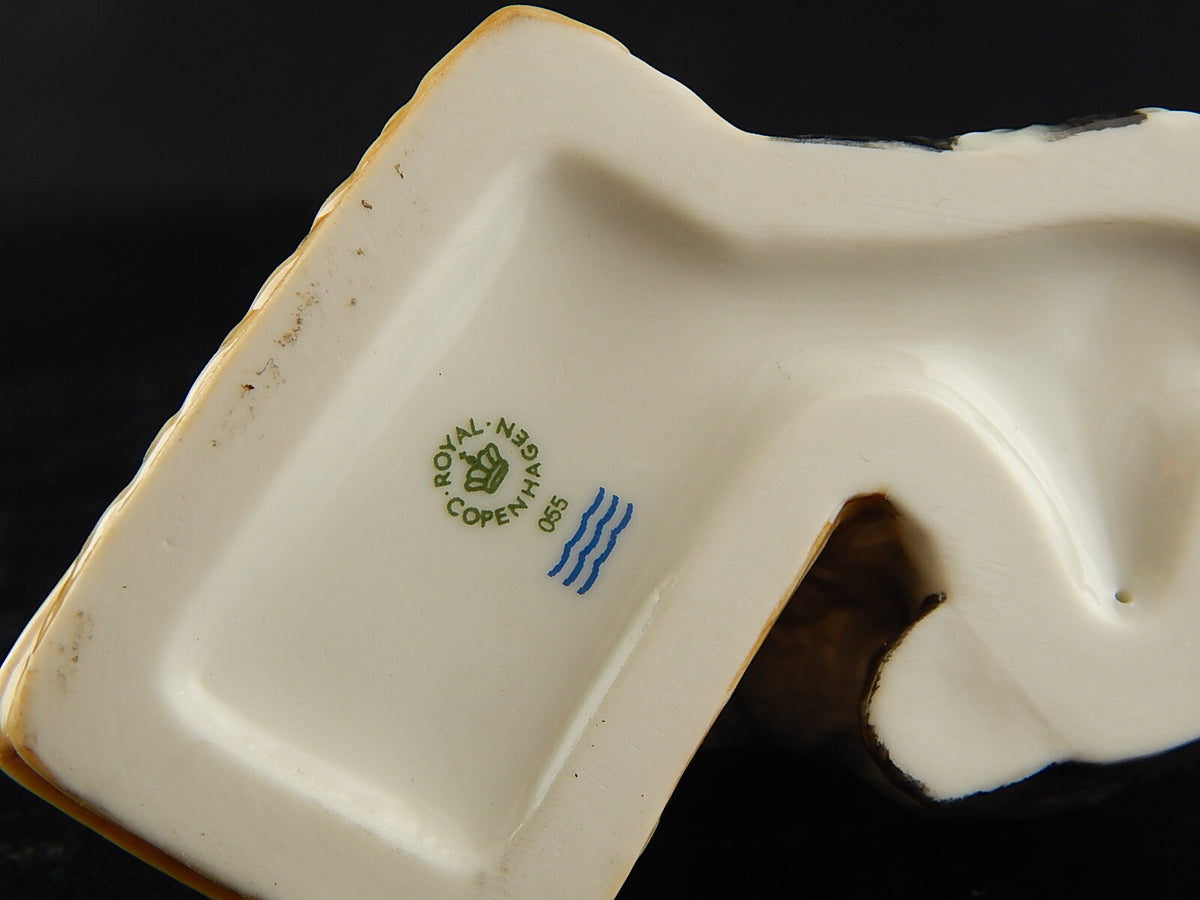 Royal Copenhagen Statuina in "Procione" Cod 055 porcellana pregiata, 9 cm