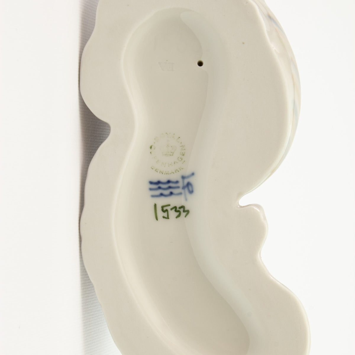 Statuina in "Setter con Fagiano" Cod 1533 Royal Copenhagen porcellana autentica, 8 cm