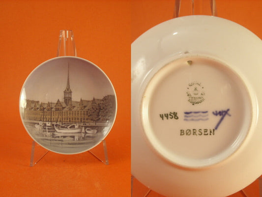 Svuotatasche Royal Copenhagen modello 4458 con marchio Corona e Tre Linee Ondulate