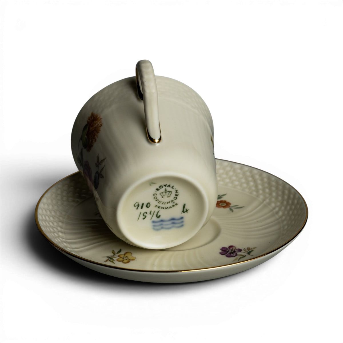 royal copenhagen tazzina caffè frijsenborg dettaglio decoro floreale policromo porcellana