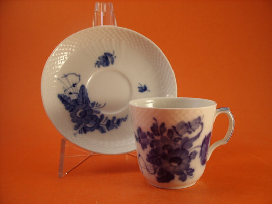 Decoro floreale blu cobalto dipinto a mano sotto smalto, collezione Blue Flower, 6,5cm