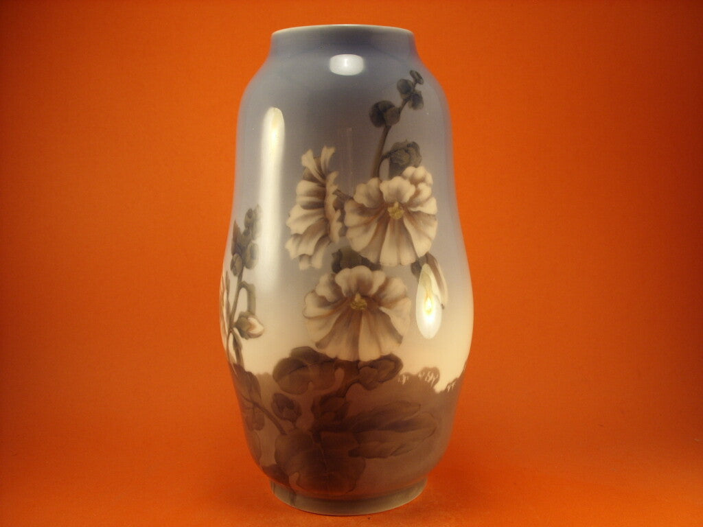 Vaso Antico in cod 2549/1148 porcellana pezzo raro da collezione, cm 30
