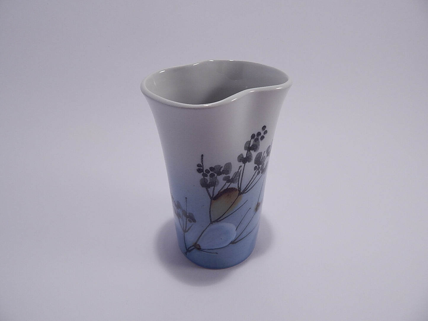 Royal Copenhagen Vaso Fajance cod 3121 decorazione porcellana da collezione, cm 18,5