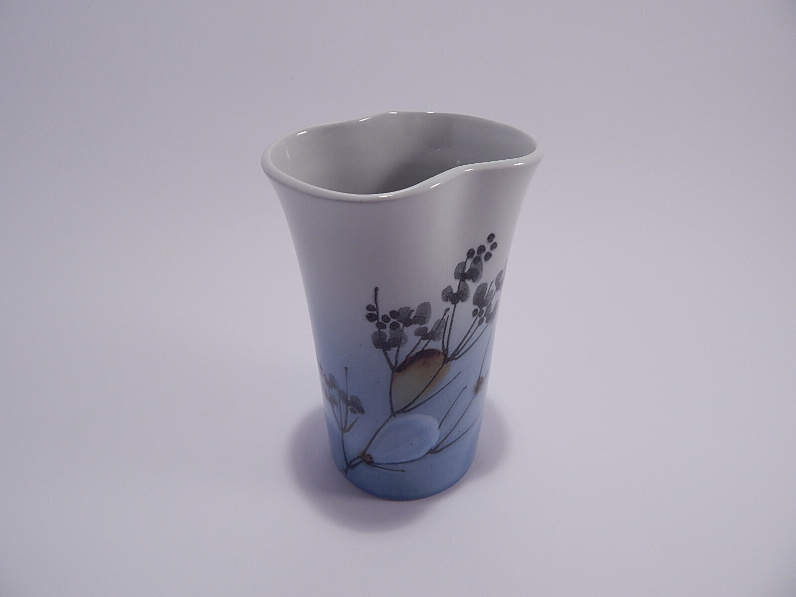 Royal Copenhagen Vaso Fajance cod 3121 decorazione porcellana da collezione, cm 18,5