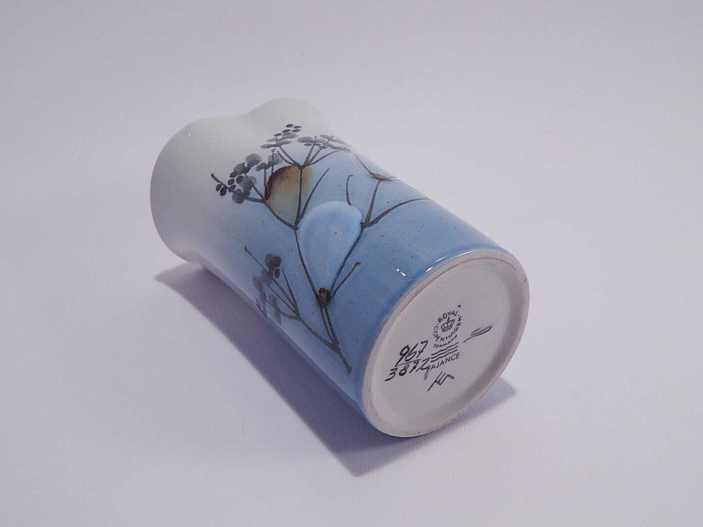 Vaso Fajance cod 3121 porcellana pezzo raro da collezione, cm 18,5