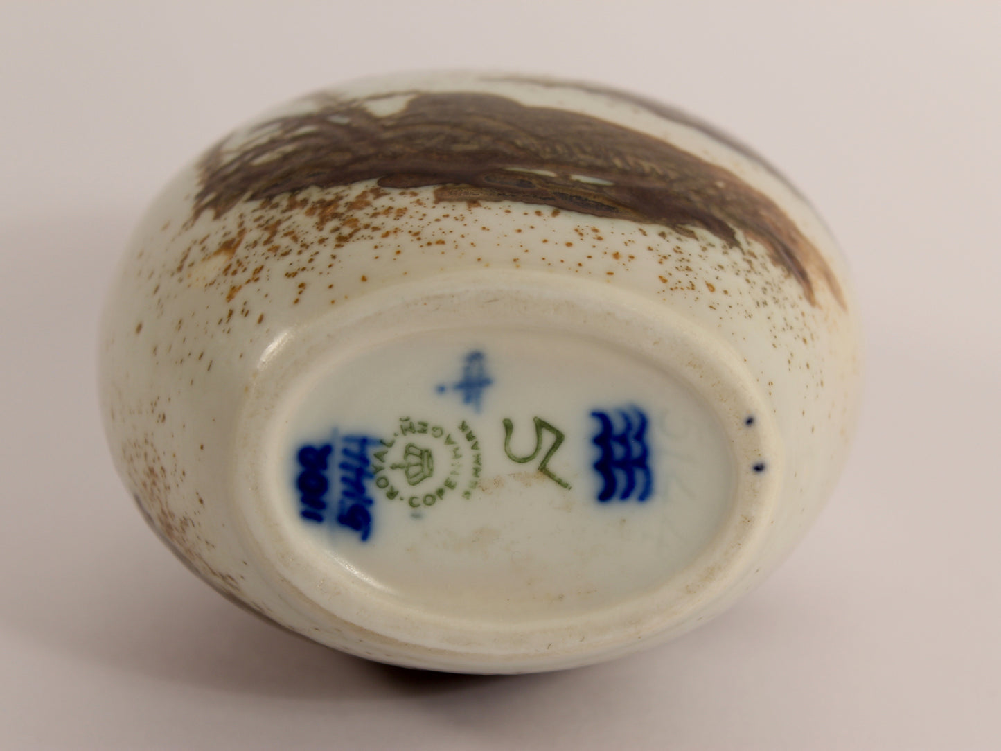 Vaso Fajance "Diana Vase" Nils Thorsson porcellana pezzo raro da collezione, cm 19