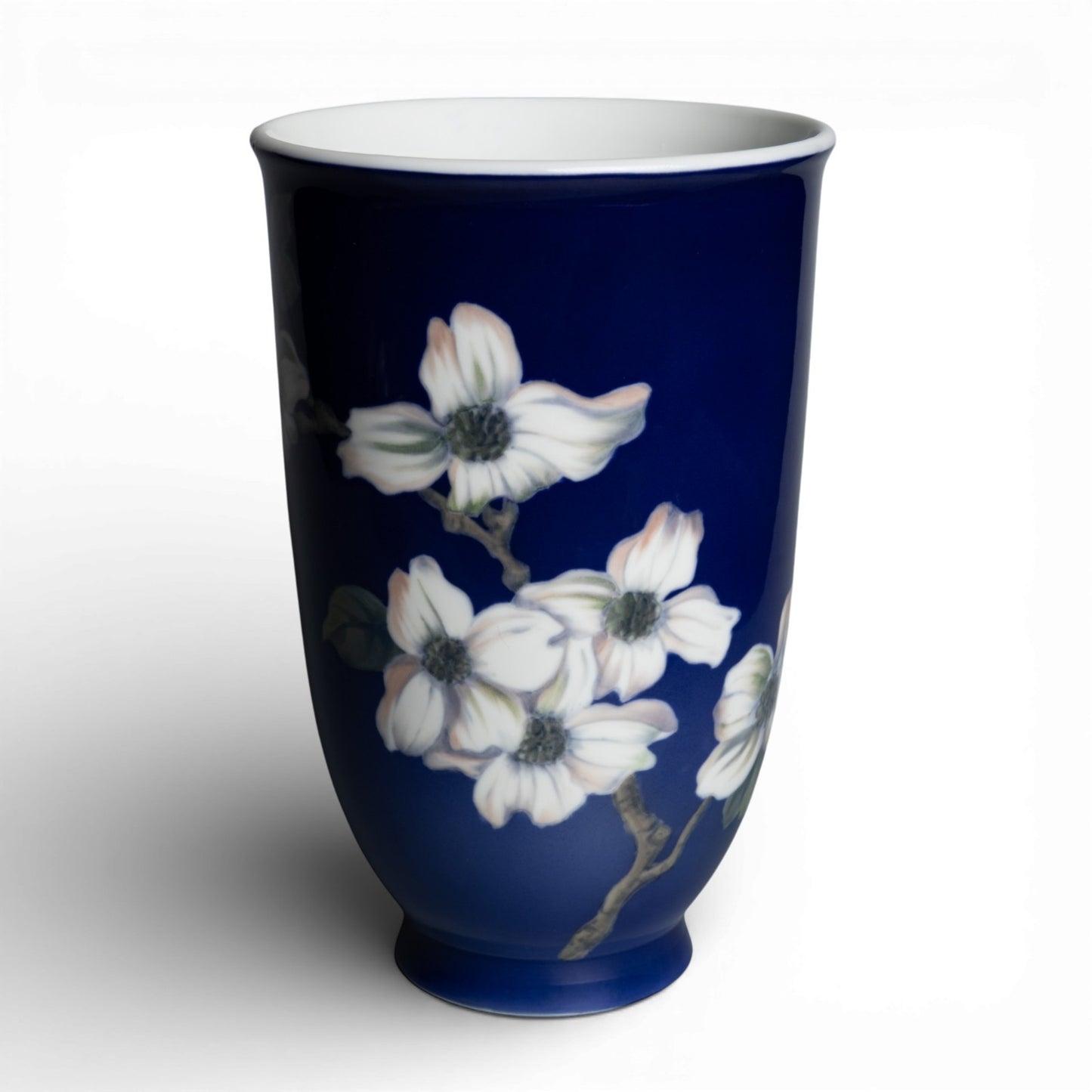 Royal Copenhagen Vaso "Fiore Bianco Sfondo Blu" cod 2830-3549 porcellana dipinta a mano, cm 23
