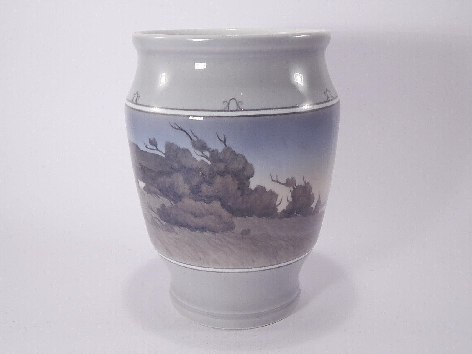 Royal Copenhagen Vaso in "Dolmen e la Luna" cod 2192/1906 decorazione porcellana da collezione, cm 24