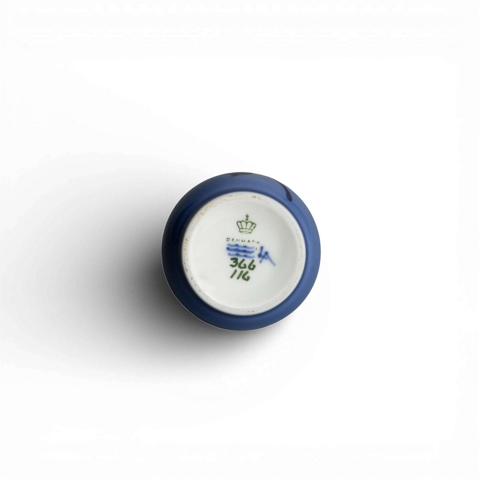 Royal Copenhagen porcellana Vaso in "Fiore Bianco" cod 366-116 d'antiquariato, cm 7