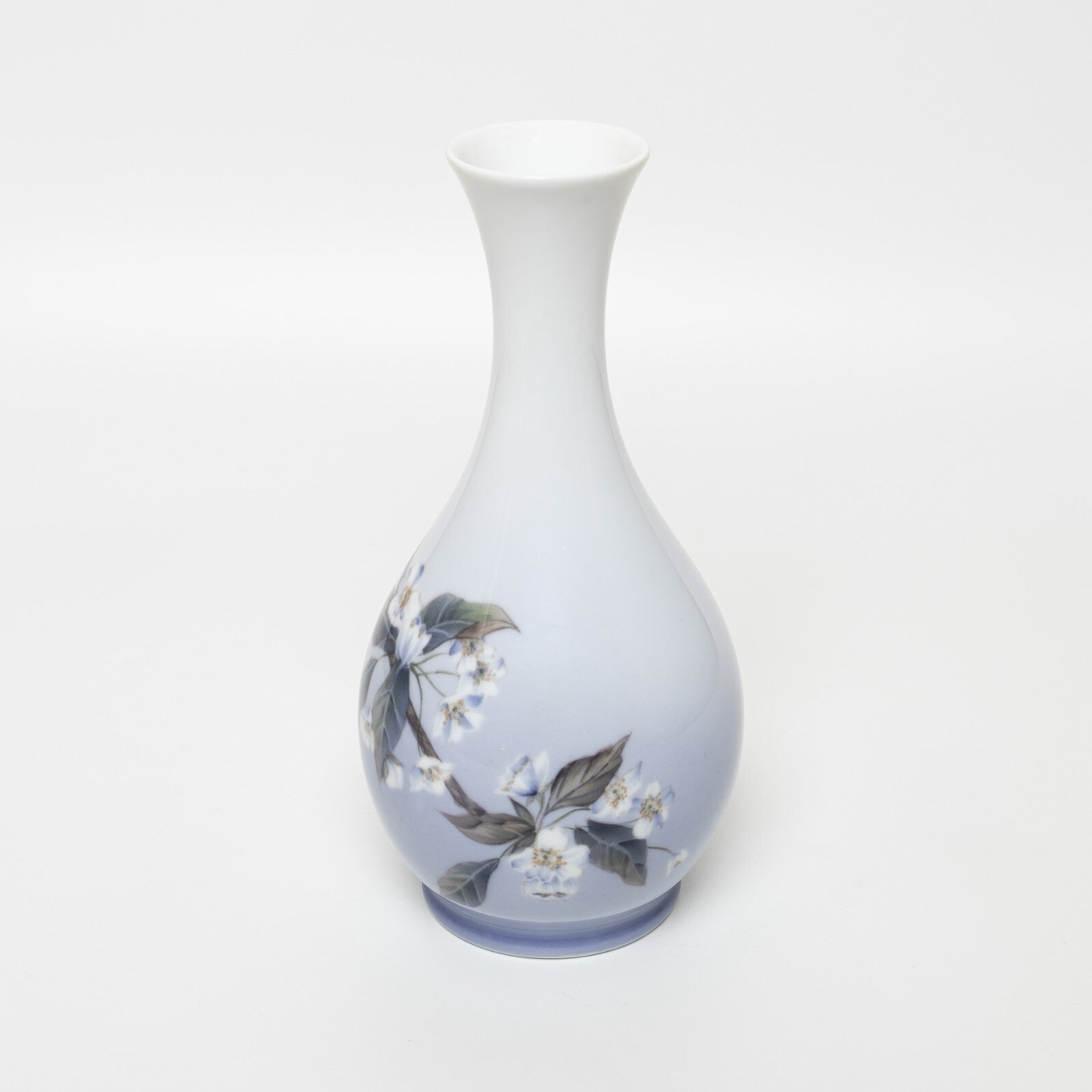 Vaso in "Fiori di Melo" cod 863/51 Royal Copenhagen porcellana autentica, cm 22