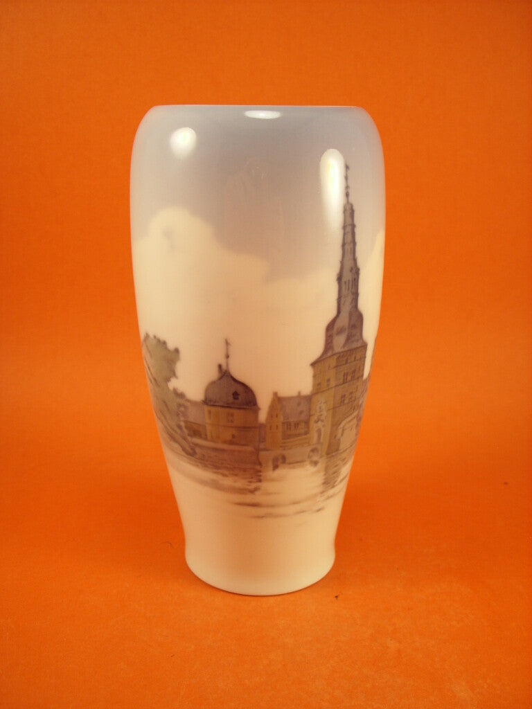 Vaso in "Frederiksberg" cod 4569 Royal Copenhagen porcellana autentica, cm 17