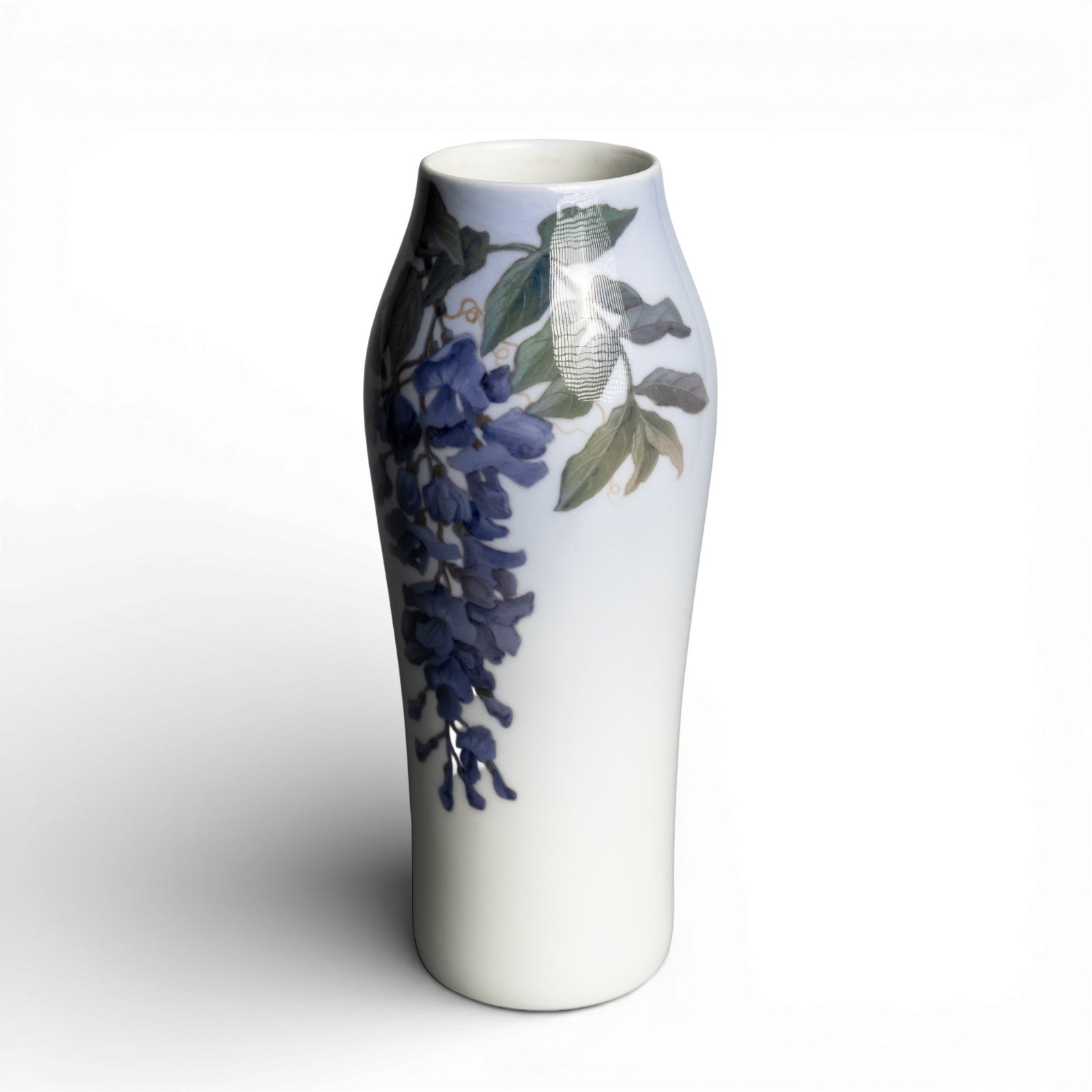 Royal Copenhagen Vaso in "Glicine con Farfalle" cod 181-232 decorazione porcellana da collezione, cm 24