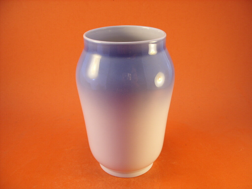 Royal Copenhagen Vaso in "Il Palazzo della Borsa" cod 4565 decorazione porcellana da collezione, cm 17