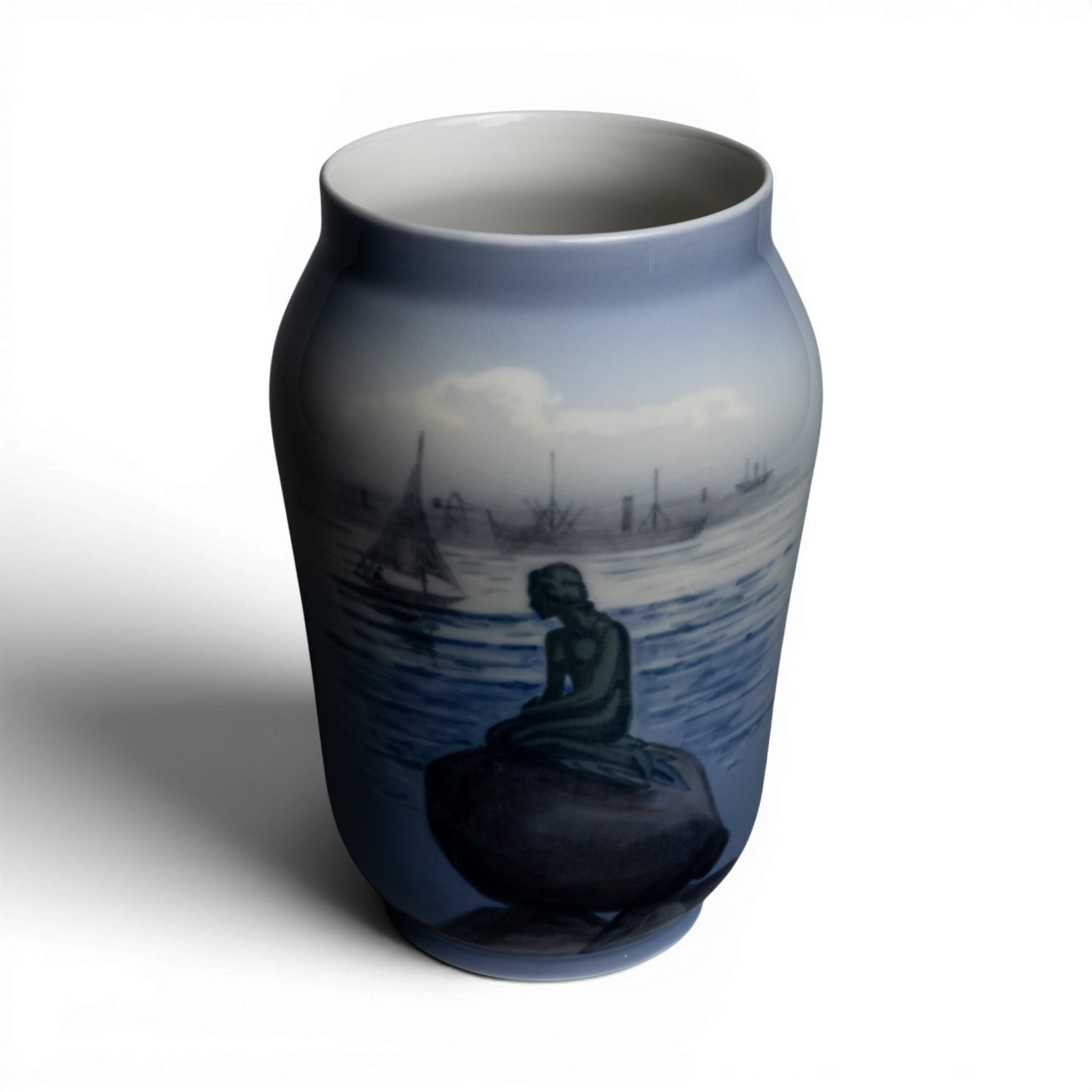 Royal Copenhagen Vaso in "La Sirenetta" cod 2770/108 porcellana dipinta a mano, cm 17