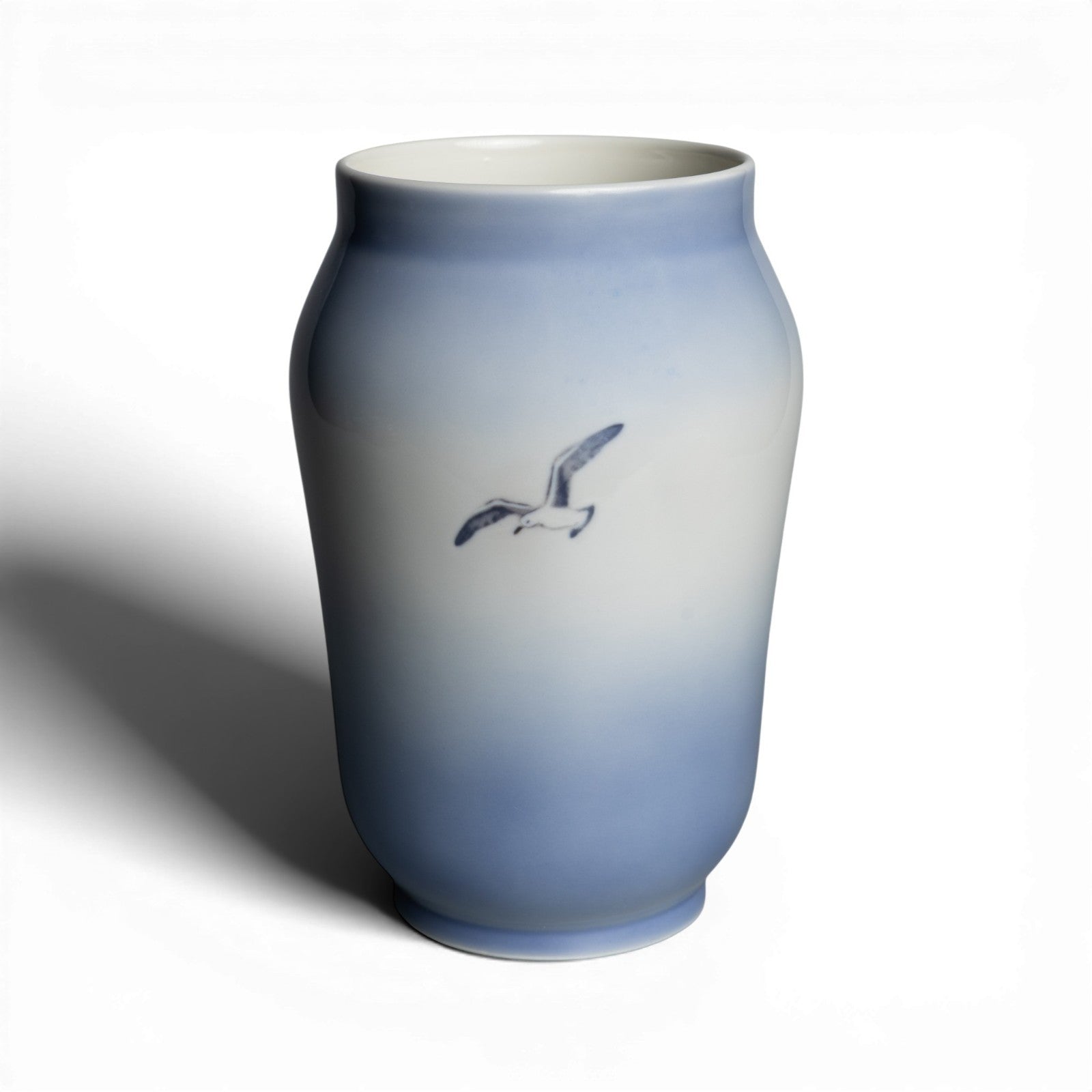 Vaso in "La Sirenetta" cod 4576 porcellana pezzo da collezione, cm 17