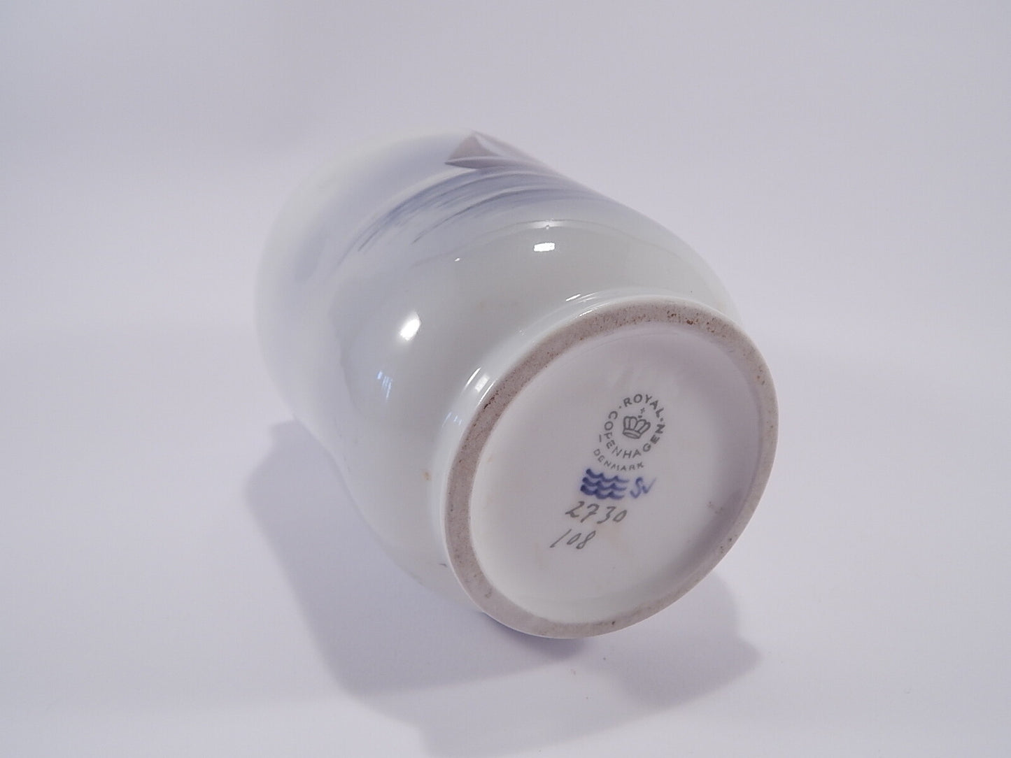 Vaso in "Marina con Barca a Vela" cod 2730/108 porcellana pezzo da collezione, cm 17