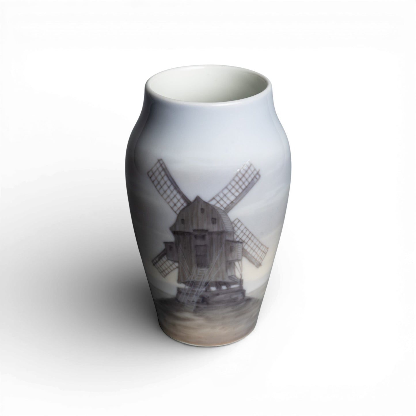 Royal Copenhagen Vaso in "Mulino a Vento" cod 1851-2037 porcellana dipinta a mano, cm 15