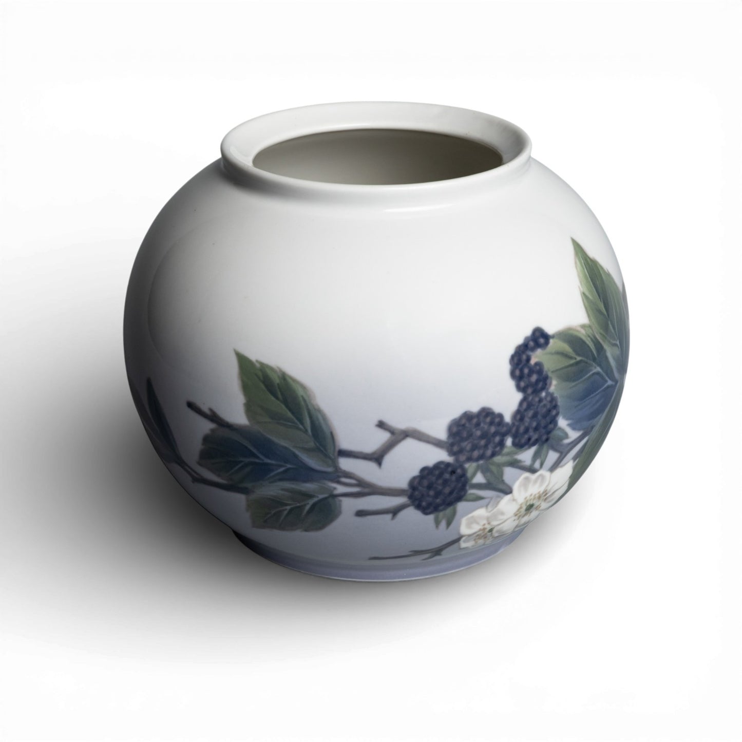 Vaso in "Ramo di More" cod 288-42 Royal Copenhagen porcellana autentica, cm 15