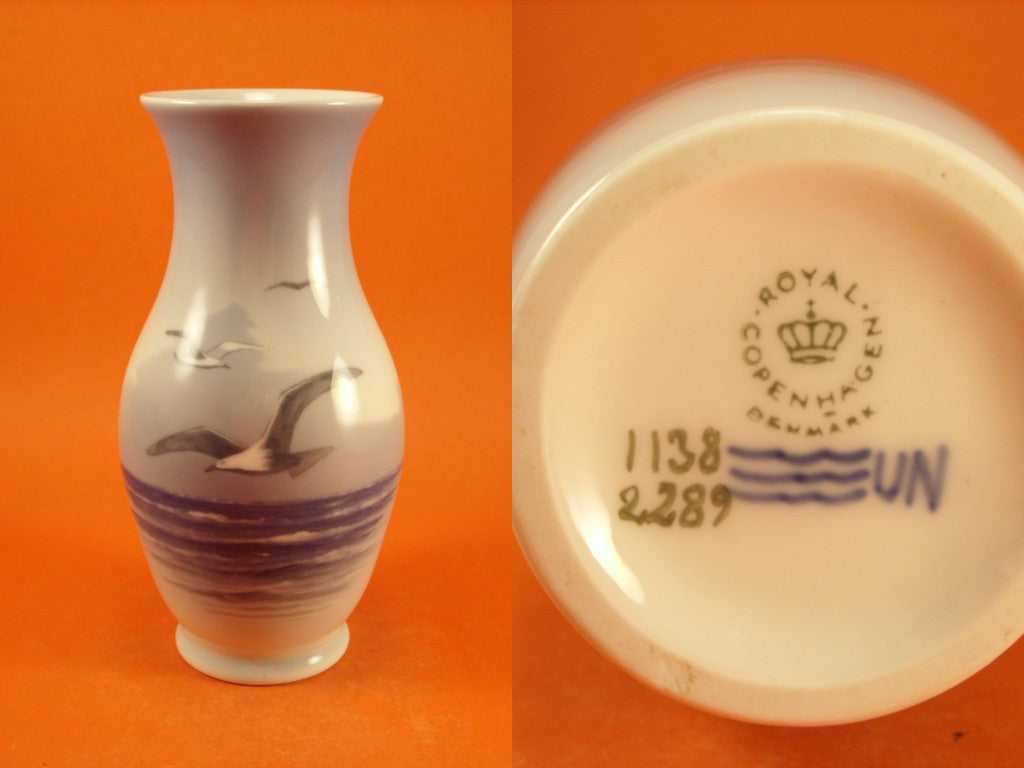 Royal Copenhagen Vaso in "Tre Gabbiani" cod 1138/2289 decorazione porcellana da collezione, cm 18