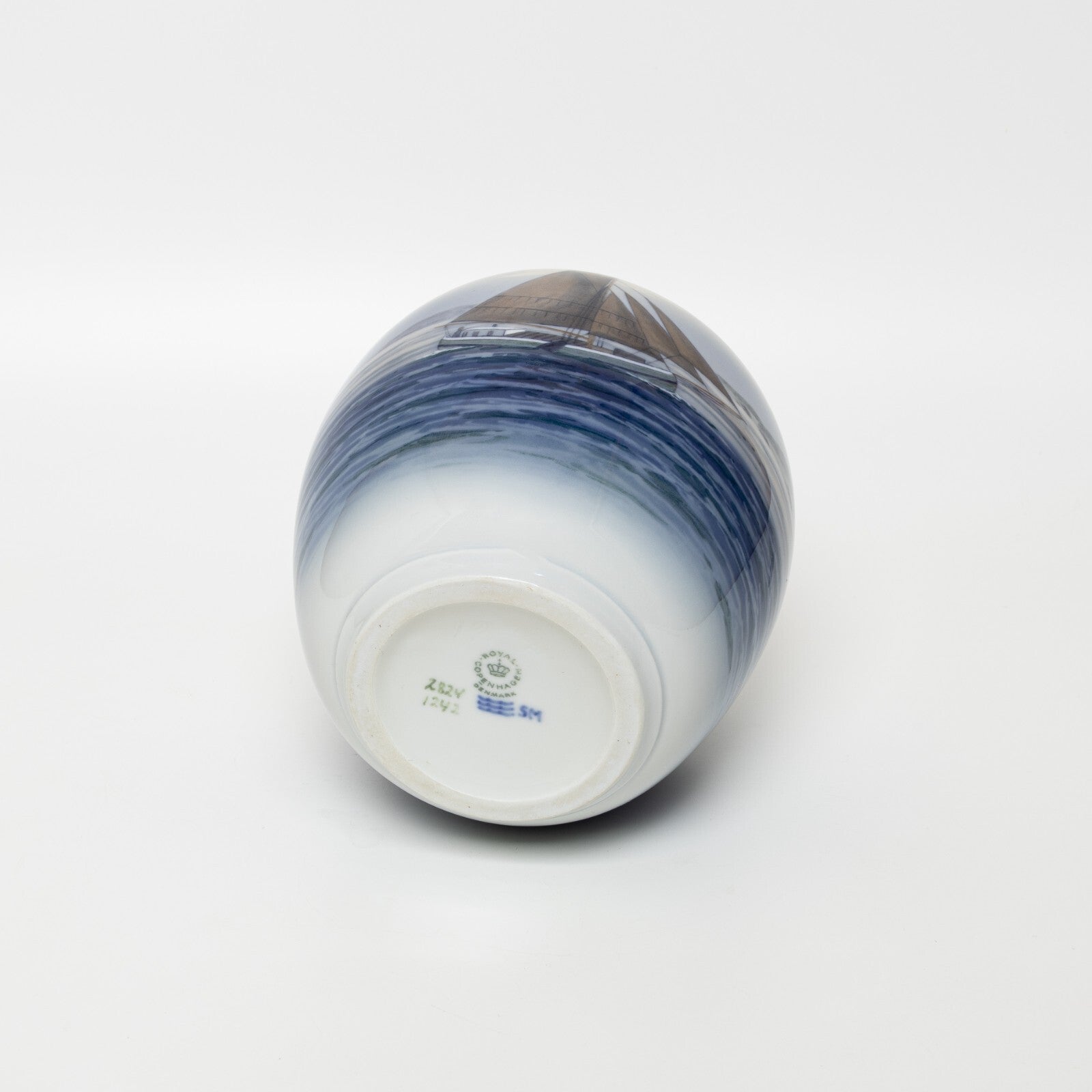 Vaso "Marina con Barca a Vela" cod 2824/1242 porcellana pezzo da collezione, cm 17
